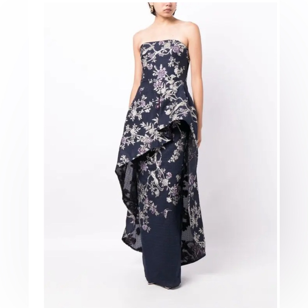 MARCHESA***Gilded Cloque-Effect Strapless Gown***US 8***$1095 - Picture 4 of 9